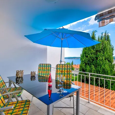 Appartement In 39465 Crikvenica